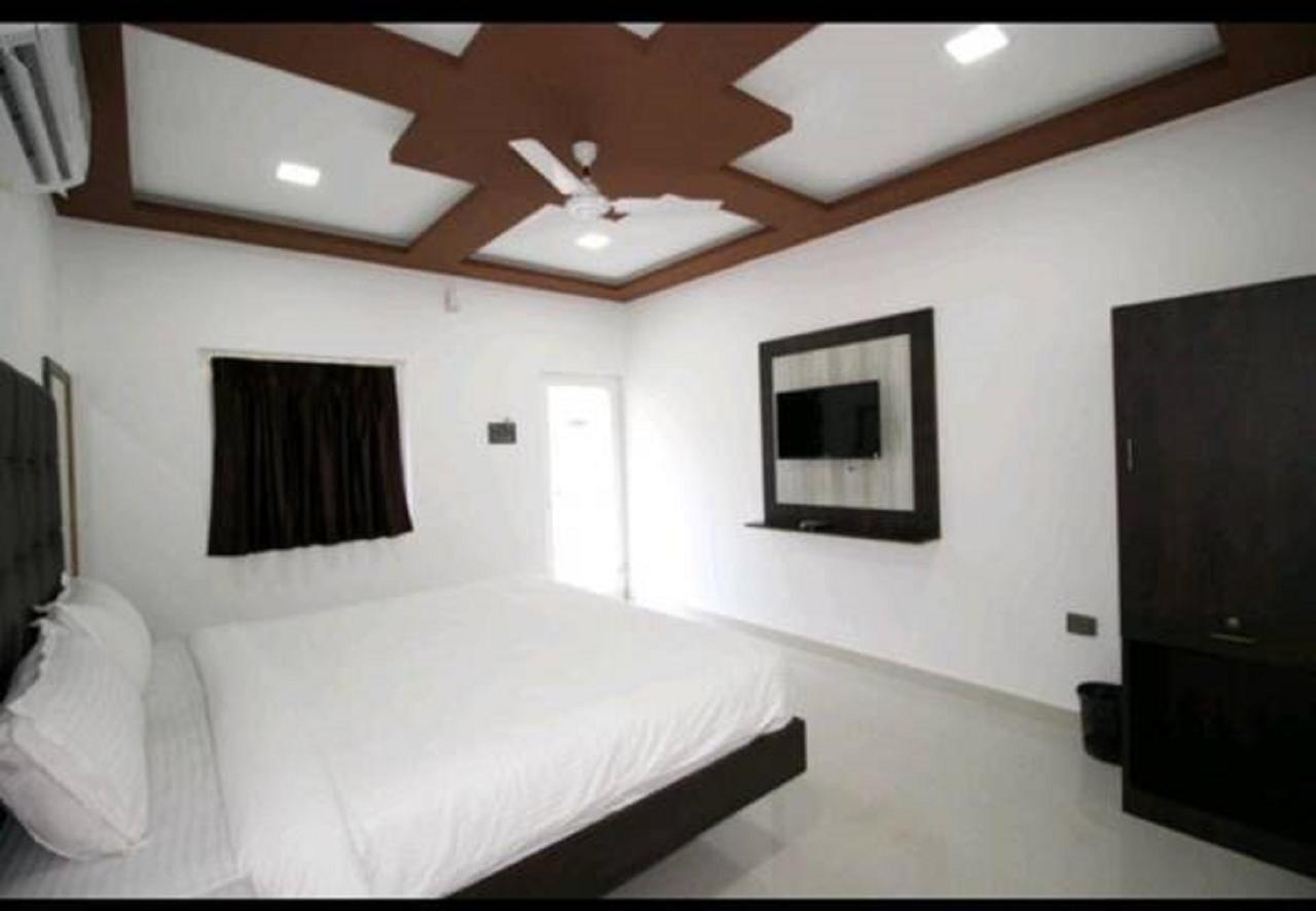 Seashore Beach Resort กาลังกูติ ภายนอก รูปภาพ